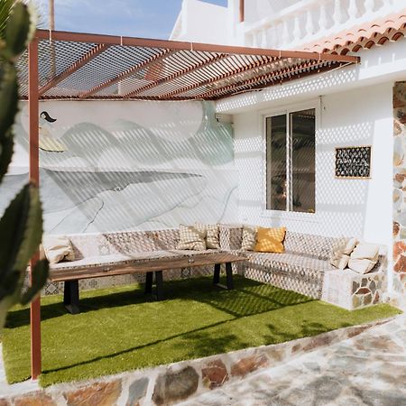 Endless Summer Hostel (Adults Only) Costa Adeje  Esterno foto