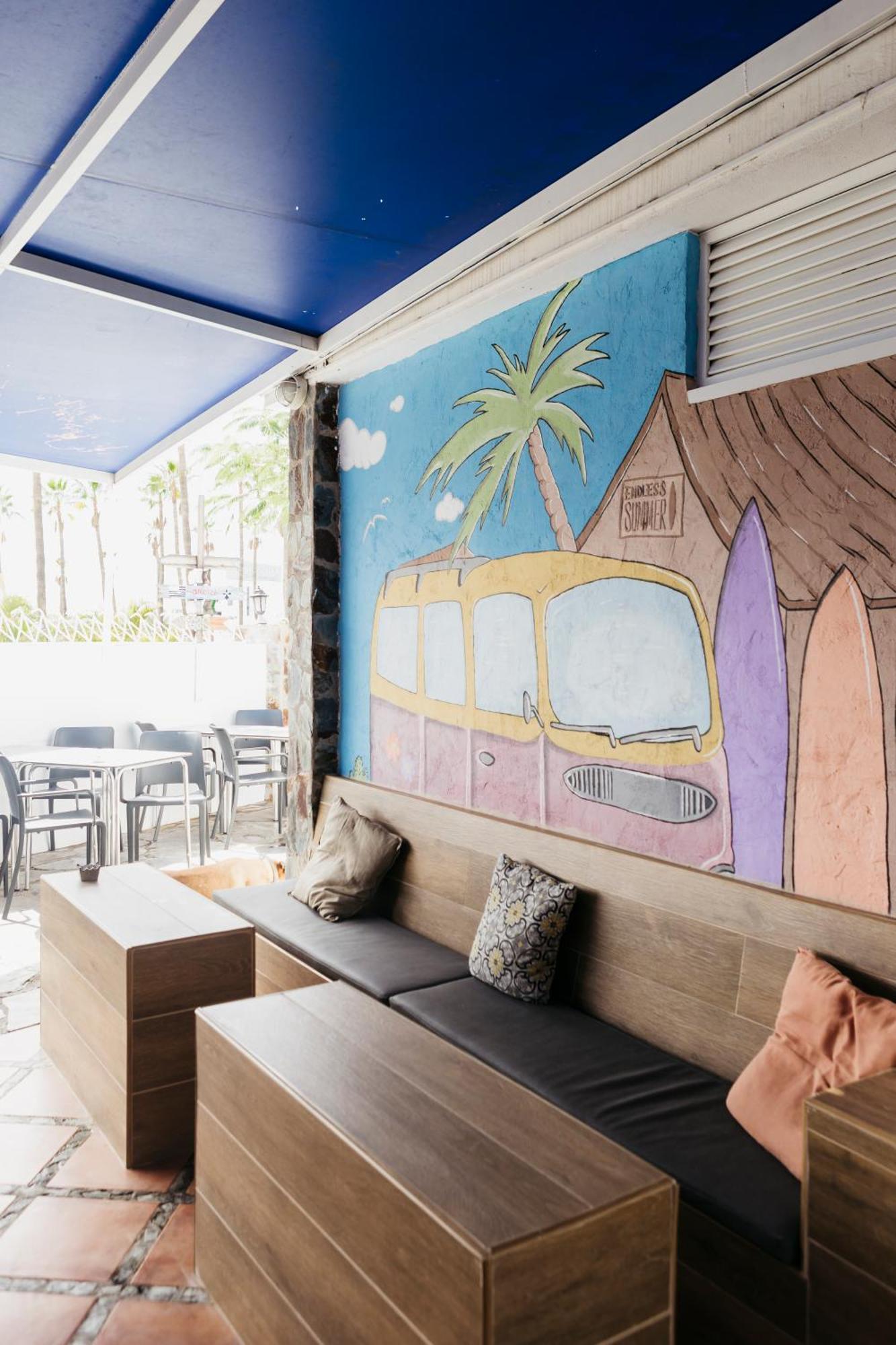 Endless Summer Hostel (Adults Only) Costa Adeje  Esterno foto